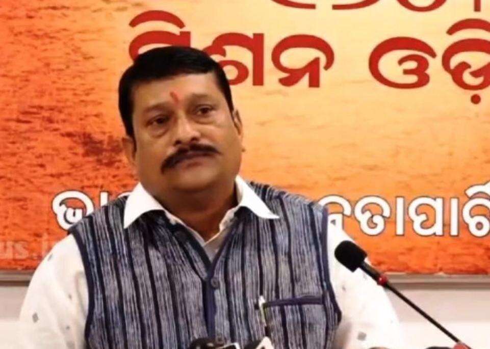 ‘ରାଜ୍ୟ ସରକାର ଡାହାଣୀ ହୋଇ ଗଛ କାଟିଲେ ଆଉ ଗୁଣିଆ ହୋଇ ତଦନ୍ତ କରିବେ’
