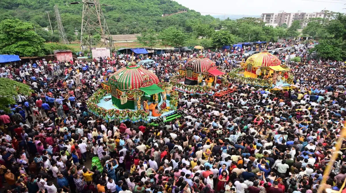 Ratha Yatra observed at KIIT campus
