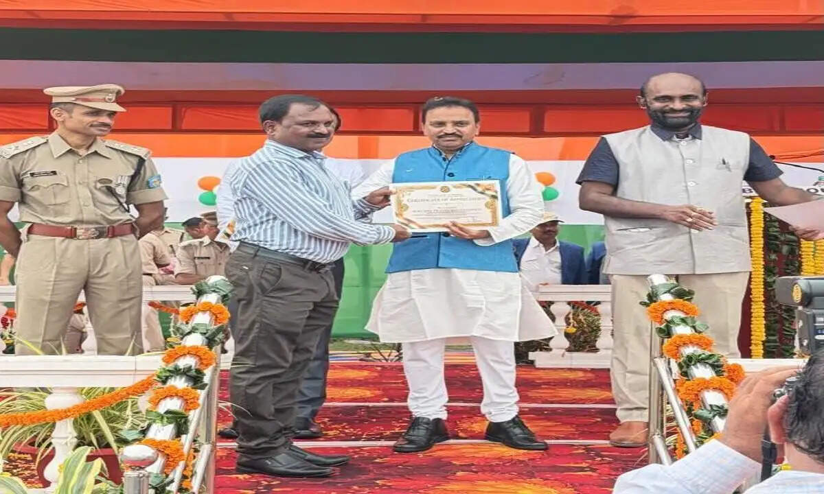 Paradip Port Authority Honours Siba Prasad Baliarsingh for Dedicated Service